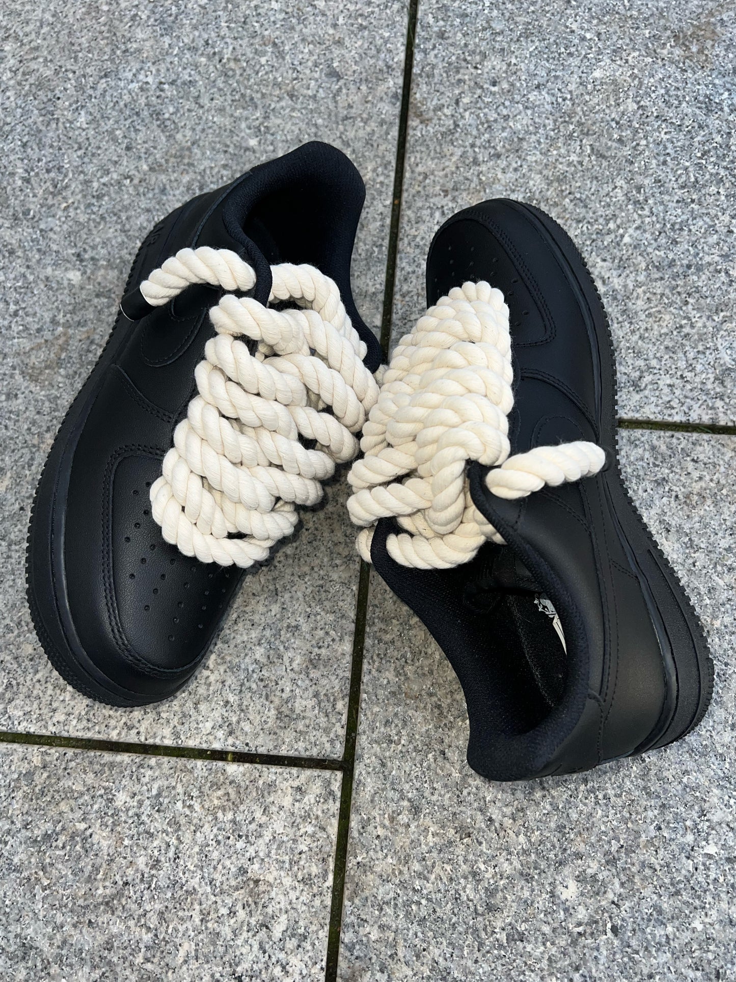 lacets corde airforce 1 noir/crémé